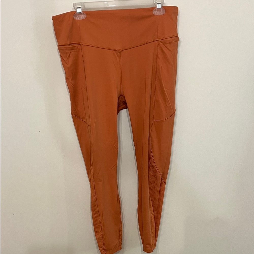 CALIA by Carrie Underwood Women's Rust Leggings